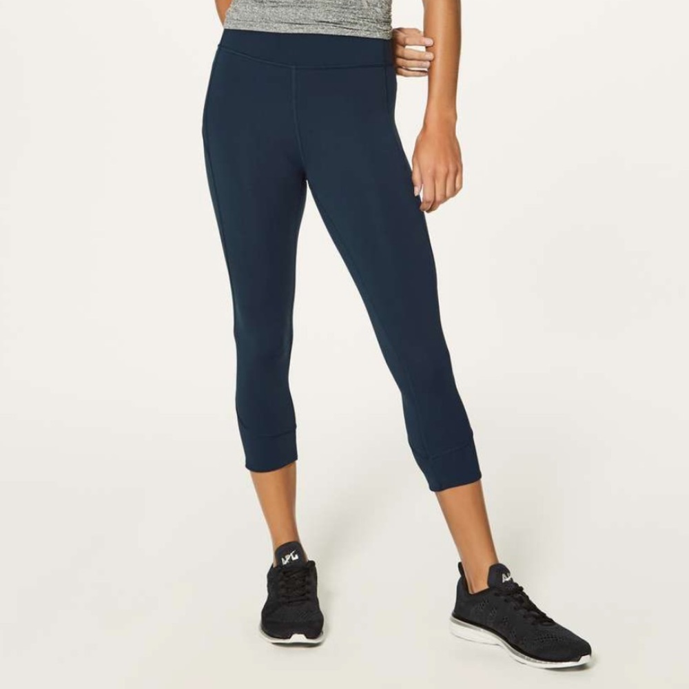 Lululemon In Movement Crop Leggings
